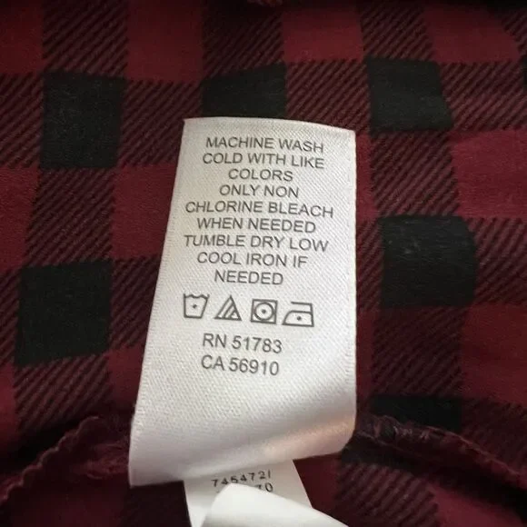 New Maurice’s Women’s Top Medium Oversized Gingham Plaid Red Black Popover - Picture 5 of 5